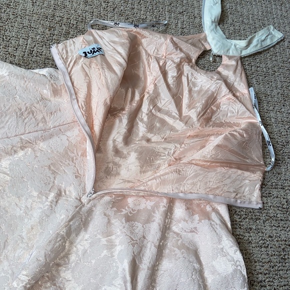 Pink jump dress - Picture 5 of 7